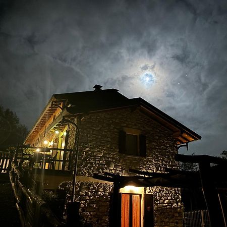 Agriturismo Il Talento Nella Quiete Castiglione dʼIntelvi Kültér fotó