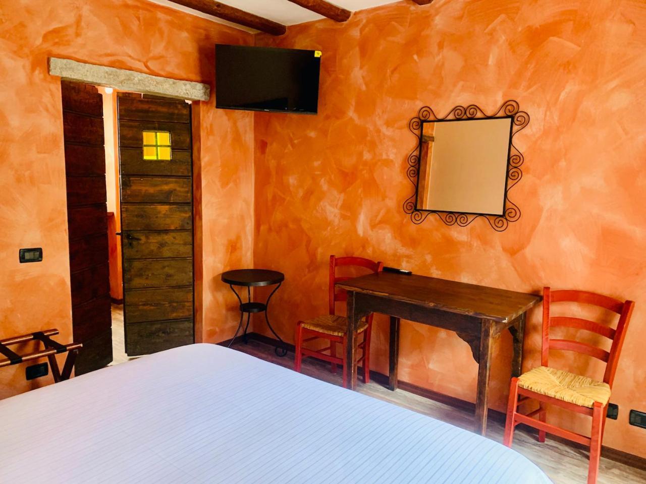Agriturismo Il Talento Nella Quiete Castiglione dʼIntelvi Kültér fotó