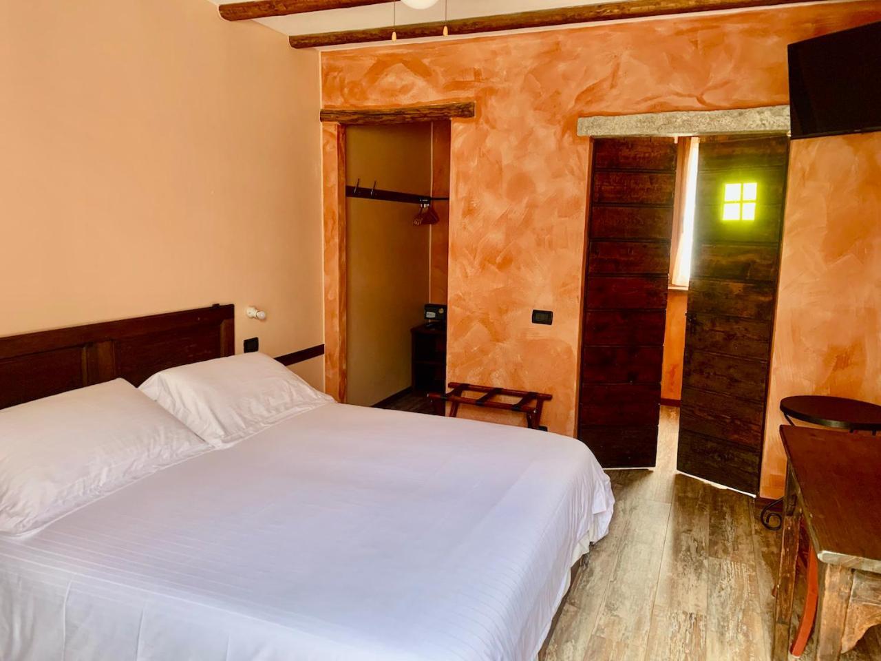 Agriturismo Il Talento Nella Quiete Castiglione dʼIntelvi Kültér fotó