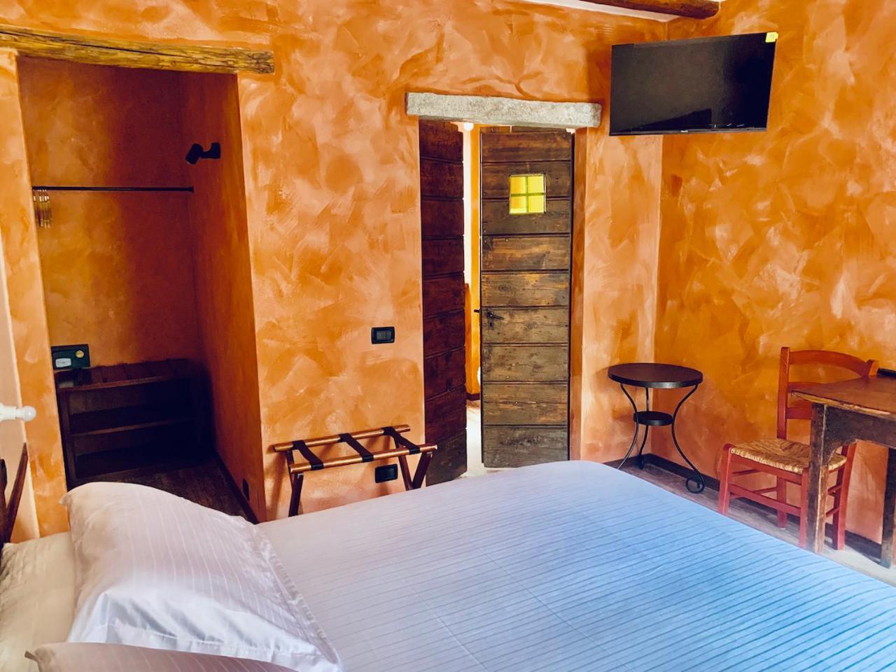 Agriturismo Il Talento Nella Quiete Castiglione dʼIntelvi Kültér fotó