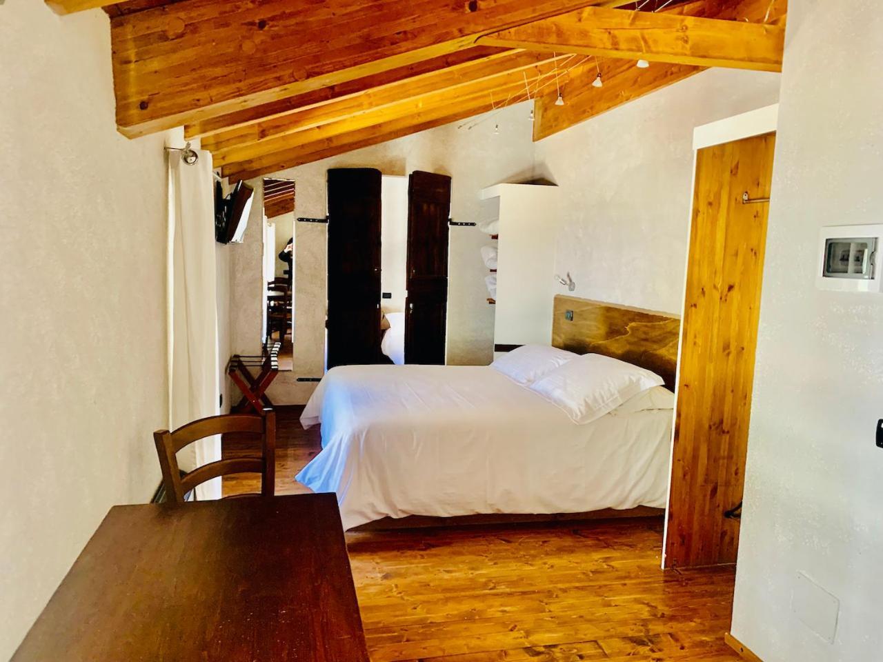 Agriturismo Il Talento Nella Quiete Castiglione dʼIntelvi Kültér fotó