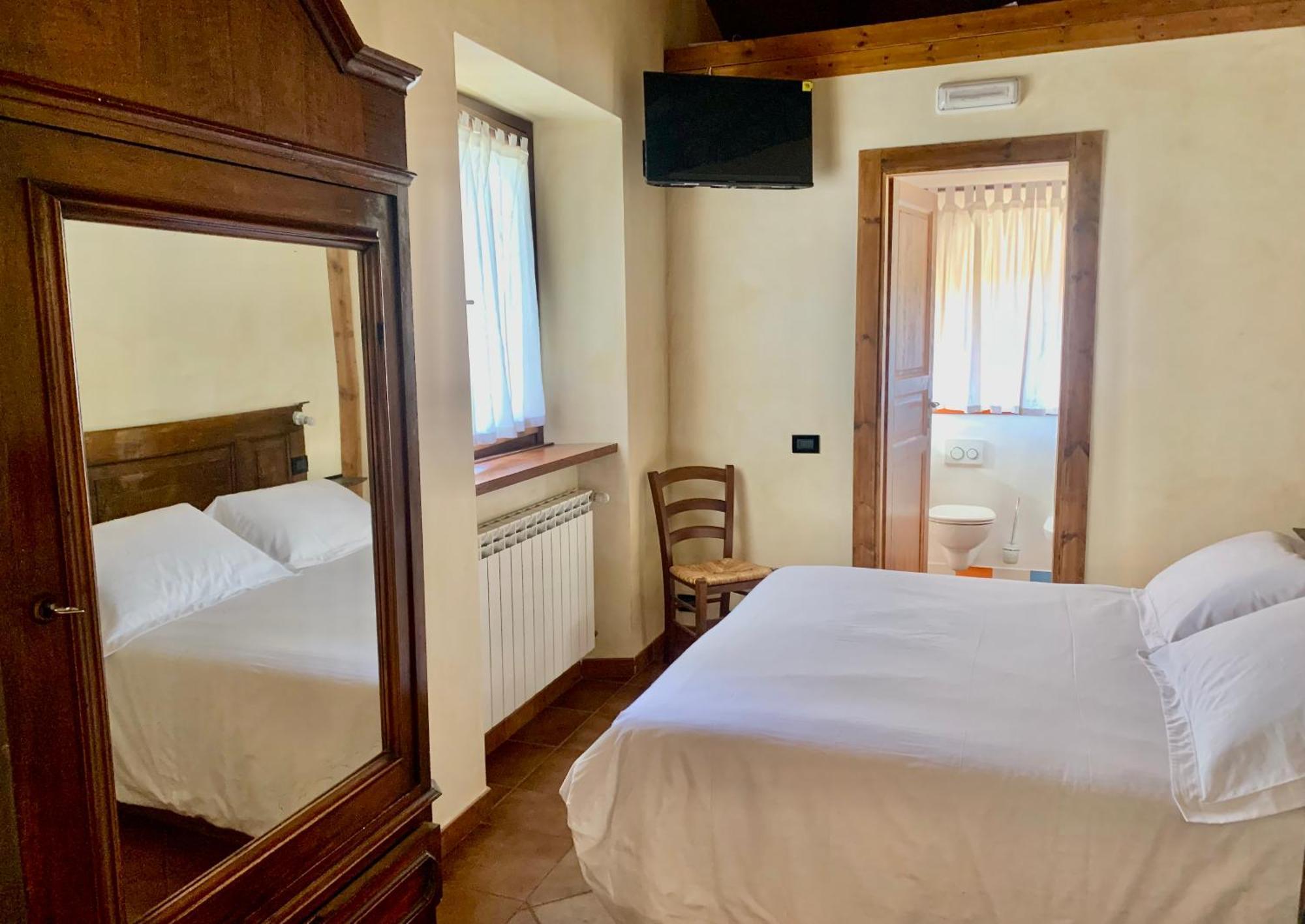 Agriturismo Il Talento Nella Quiete Castiglione dʼIntelvi Kültér fotó