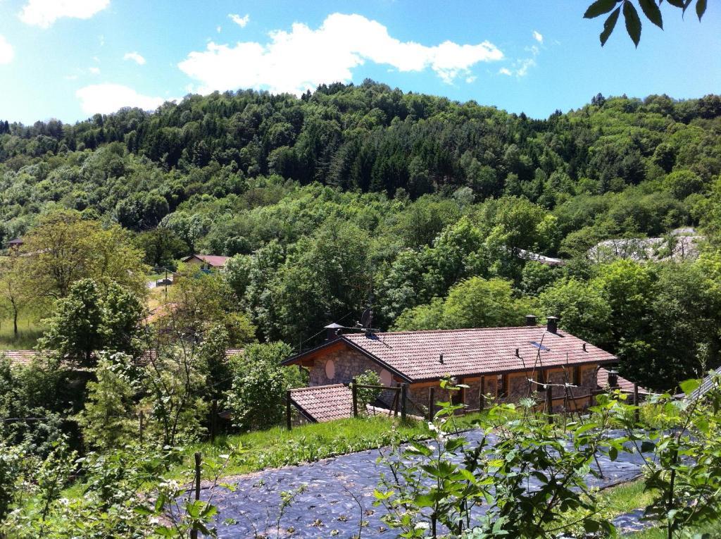 Agriturismo Il Talento Nella Quiete Castiglione dʼIntelvi Kültér fotó